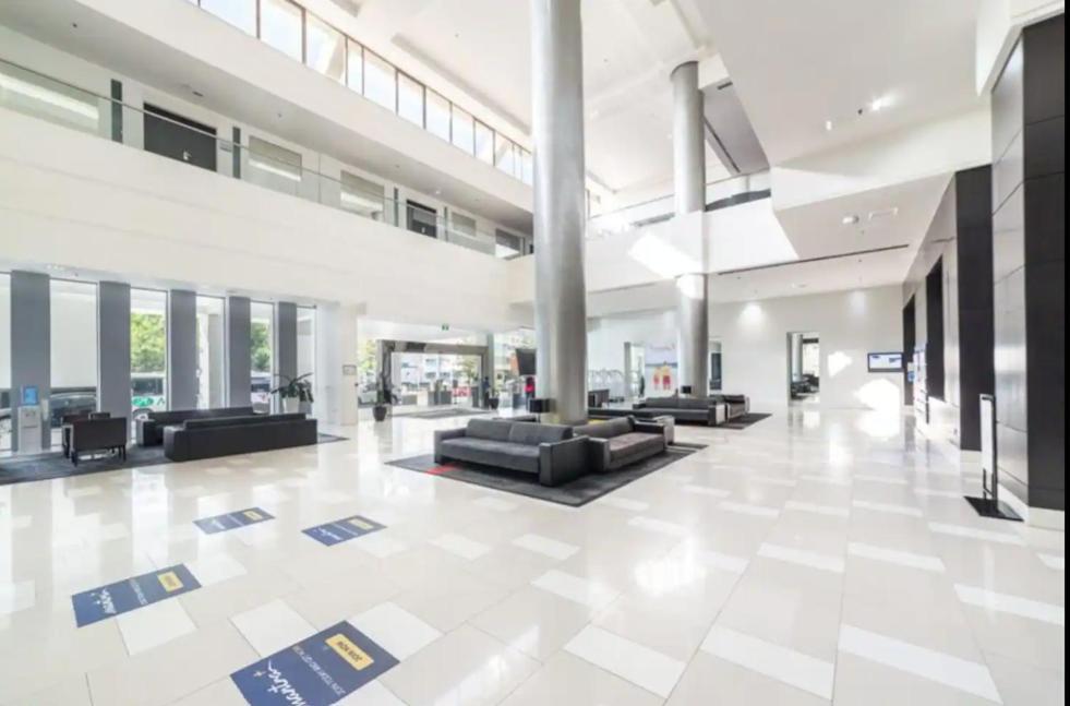 Luxury Apartment & Ocean View In Surfers Paradise Голд-Кост Экстерьер фото